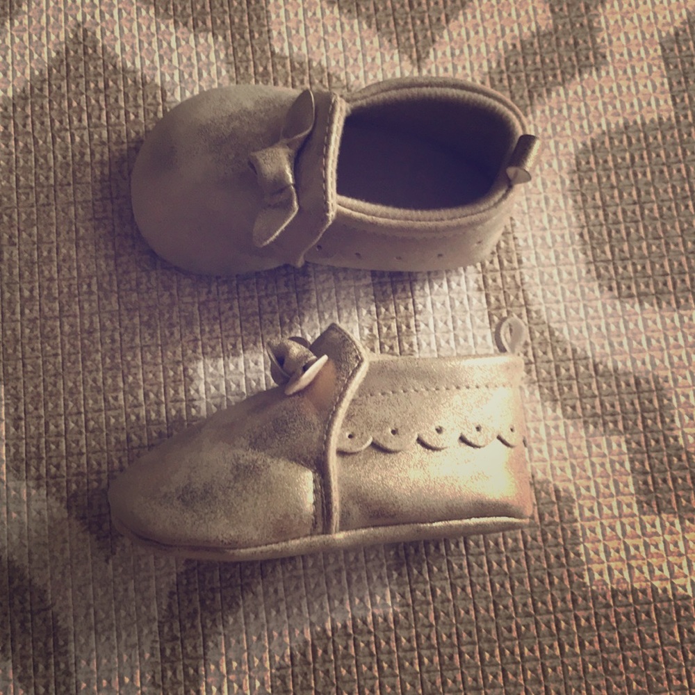 Gold girls baby moccasins